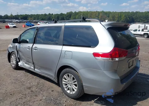 2012 Toyota Sienna Xle V6 8 Passenger из США, поврежденный, VIN 5TDYK3DC0CS254165